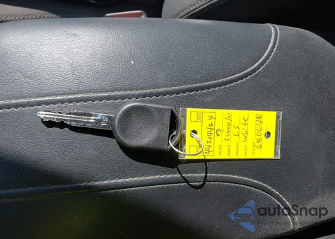 2003 Lincoln Ls V8 z USA, uszkodzony, nr VIN 1LNHM87A03Y680648